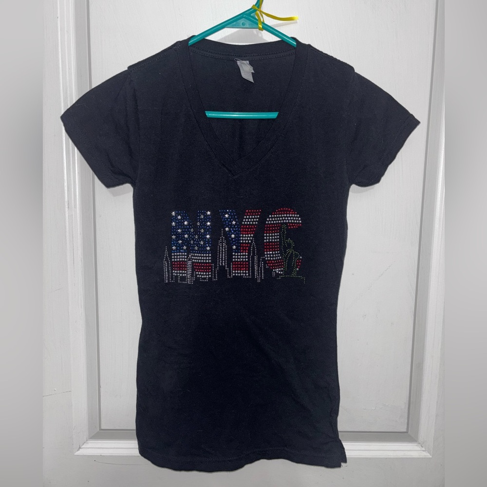 Black NYC Skyline Torkia T-Shirt